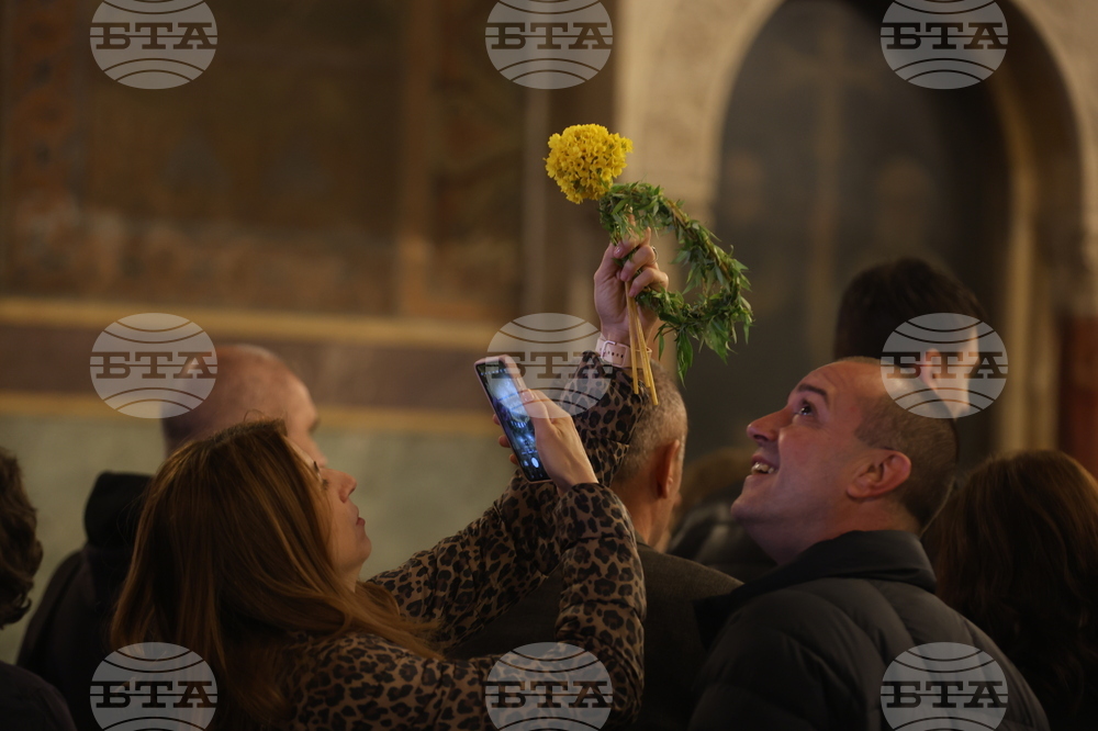 Цветница - Патриарх Даниил - Света литургия