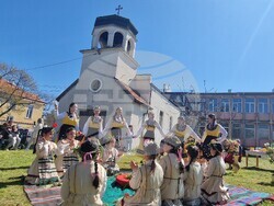 Село Войводово - Цветница