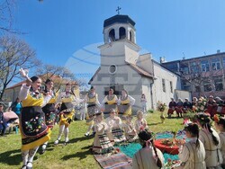 Село Войводово - Цветница