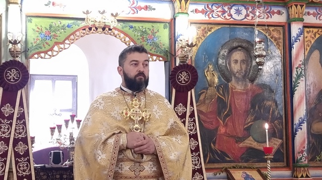 Всеки, който се причестява, става част от нашия Спасител, каза свещеник Мирослав Костов в Кюстендил