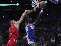 Bulls 76ers Basketball
