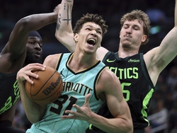 Hornets Celtics Basektball