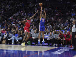 Bulls 76ers Basketball