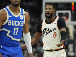 Pistons Bucks Basketball