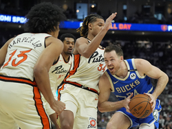 Pistons Bucks Basketball