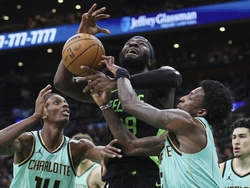 Hornets Celtics Basektball