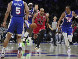 Bulls 76ers Basketball