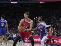 Bulls 76ers Basketball