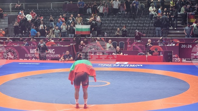 Борците на ЦСКА в класически стил и общо 84 български състезатели ще вземат участие на турнира "Дан Колов - Никола Петров"