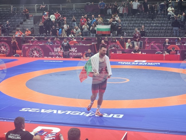 Кирил Милов беше определен за номер 1 в класическия стил за месец април от Международната федерация по борба (UWW)