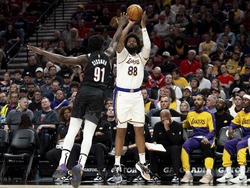Lakers Trail Blazers Basketball