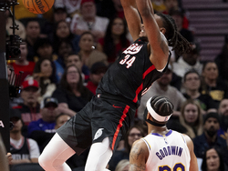 Lakers Trail Blazers Basketball