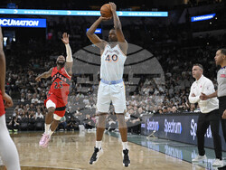 Raptors Spurs Basketball