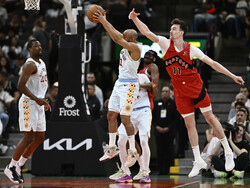 Raptors Spurs Basketball