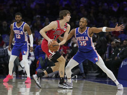 Bulls 76ers Basketball