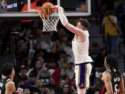 Lakers Trail Blazers Basketball