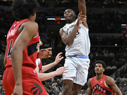 Raptors Spurs Basketball