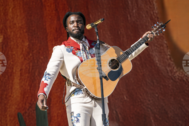 Албумът Skeleta на шведската хардрок група „Гоуст“ оглави класацията на „Билборд“