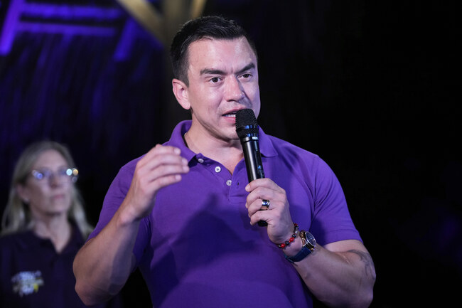 Британски и френски издания коментират резултатите от президентските избори в Еквадор