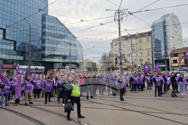 Градски транспорт - площад „Македония“ - служители - протест