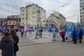 Градски транспорт - площад „Македония“ - служители - протест