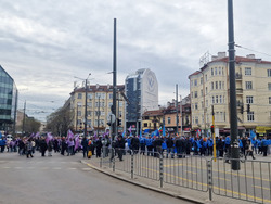 Градски транспорт - площад „Македония“ - служители - протест