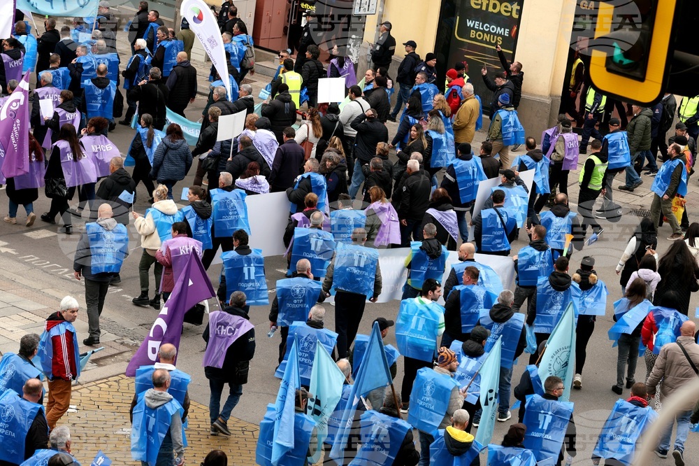 Транспортни работници - протестни шествия - сливане