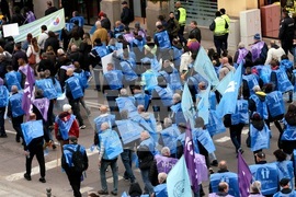 Транспортни работници - протестни шествия - сливане