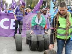 Градски транспорт - булевард „Драган Цанков" - служители - протест