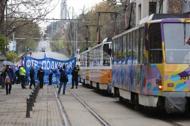 Public Transport Workers Protest over Wages in Sofia, Block City Centre
