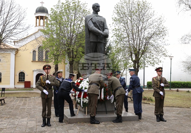 National Defence College Has 1,200-Plus Students