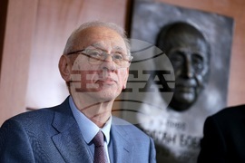 УМБАЛ „Царица Йоанна - ИСУЛ“ - паметна плоча на проф. д-р Драган Бобев - откриване