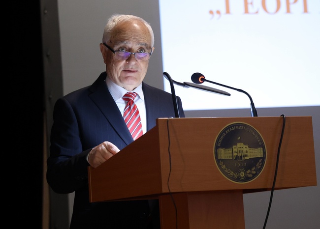 Тази година България ще получи първите 33 машини „Страйкър“ за Сухопътните войски, съобщи министър Атанас Запрянов