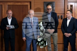 УМБАЛ „Царица Йоанна - ИСУЛ“ - паметна плоча на проф. д-р Драган Бобев - откриване