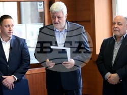 УМБАЛ „Царица Йоанна - ИСУЛ“ - паметна плоча на проф. д-р Драган Бобев - откриване