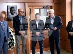 УМБАЛ „Царица Йоанна - ИСУЛ“ - паметна плоча на проф. д-р Драган Бобев - откриване