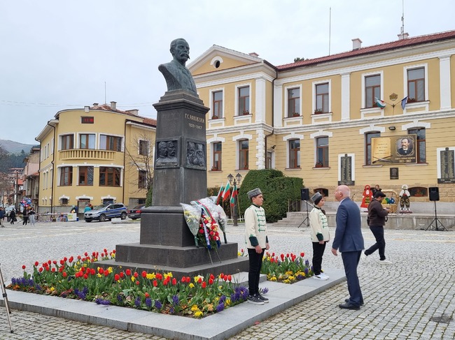 Раковски е най- космополитната личност в България, каза кметът на Котел на честването на 204-тата годишнина от рождението му
