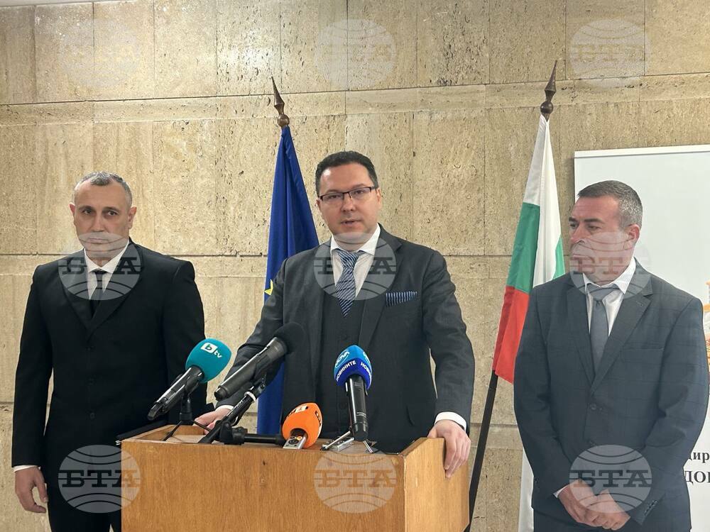 Interior Ministry to Buy Unmarked Police Cars to Control Aggressive Drivers
