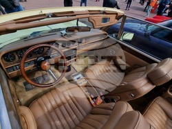 Румъния - ретро парад