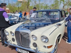 Румъния - ретро парад