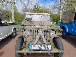 Румъния - ретро парад