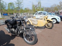 Румъния - ретро парад