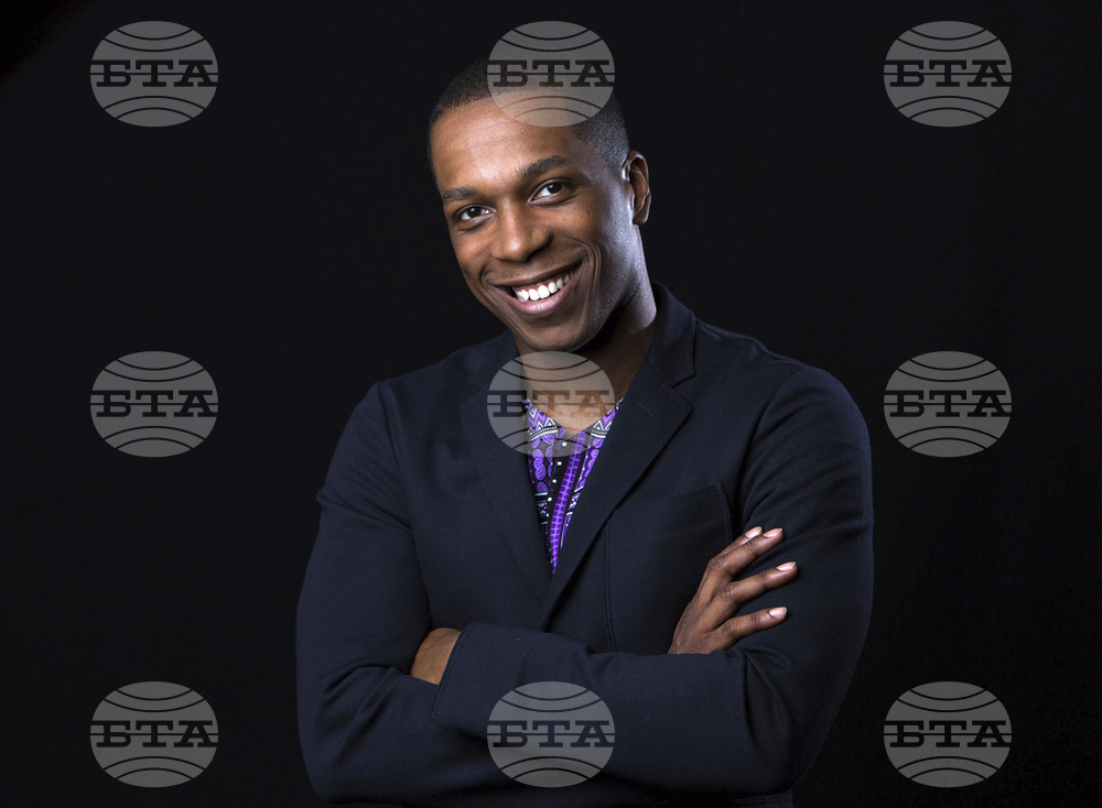 Leslie Odom Jr.