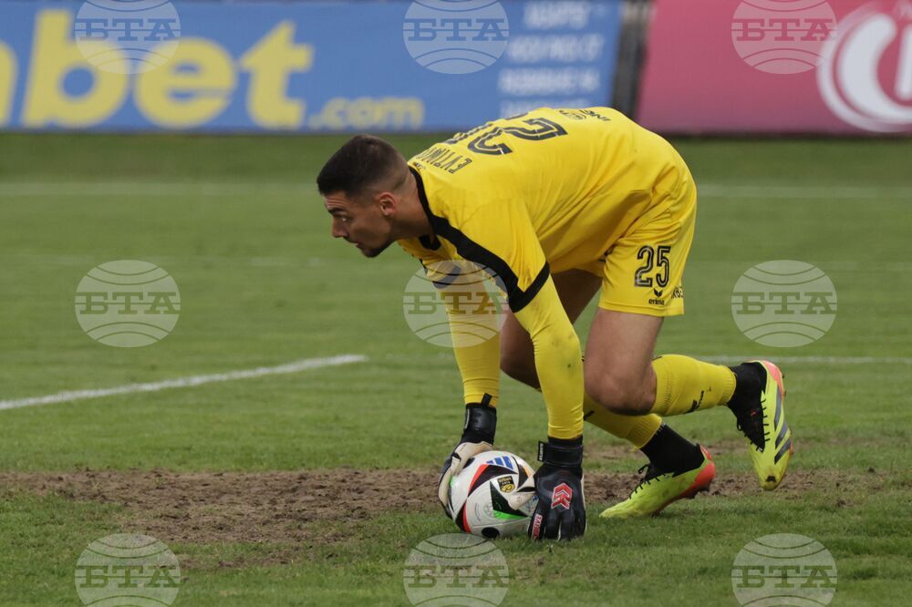 Футбол - Славия - Ботев (Враца)