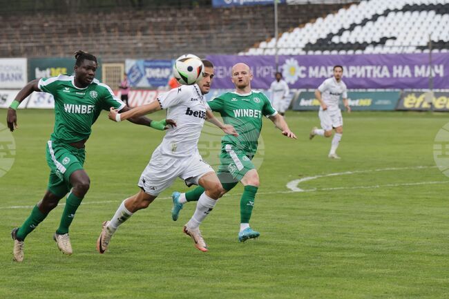 Славия се наложи срещу Ботев Враца в зрелищен мач