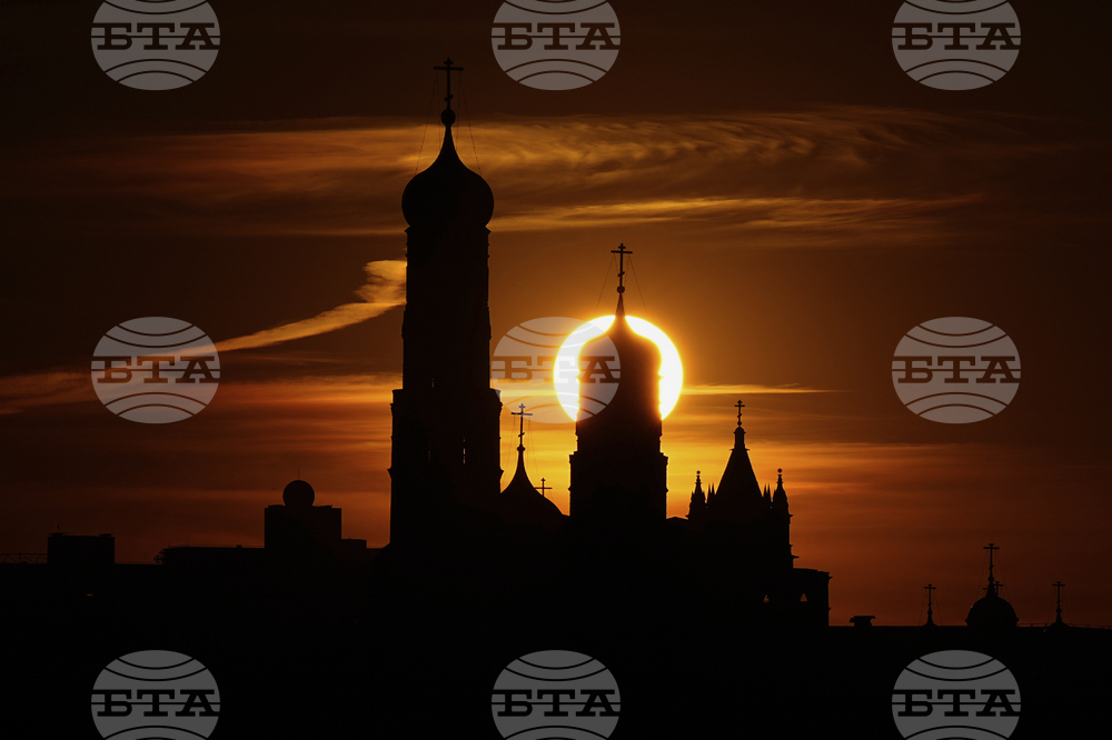 Украйна атакува Москва с дронове за втора поредна нощ, заявиха руските власти