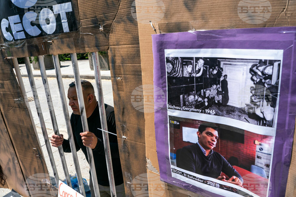 Trump US El Salvador Protest