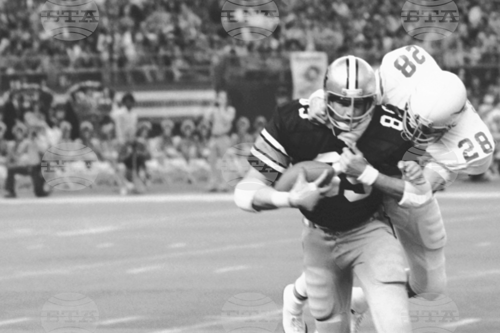 Obit Hasselbeck Football