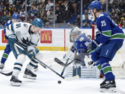 Sharks Canucks Hockey