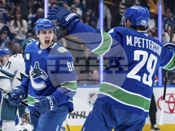 Sharks Canucks Hockey